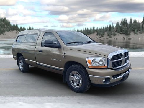 Used 2006 Dodge Ram 2500 Truck SLT w/ Trailer Tow Group RWD image 7