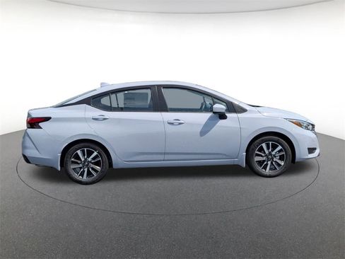 New 2025 Nissan Versa SV w/ Trunk Package image 4