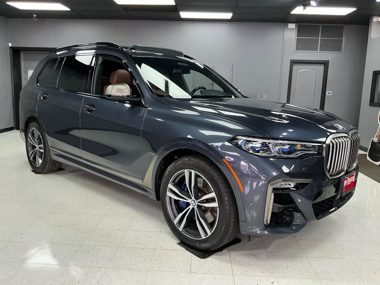 Used 2022 BMW X7 M50i AWD/4WD image 2