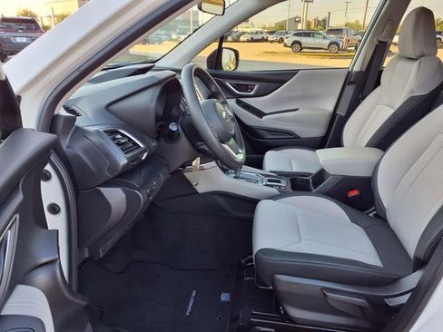 Certified 2023 Subaru Forester AWD/4WD image 6