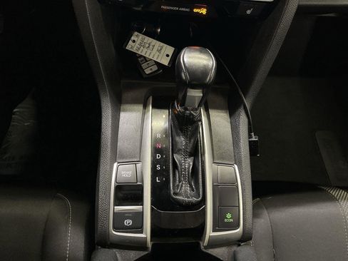 Used 2019 Honda Civic EX image 19