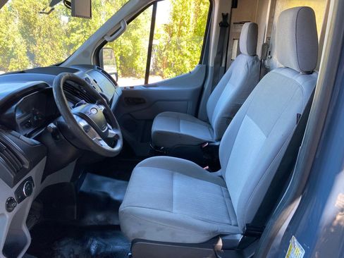 Used 2019 Ford Transit 250 148 High Roof Extended RWD image 28
