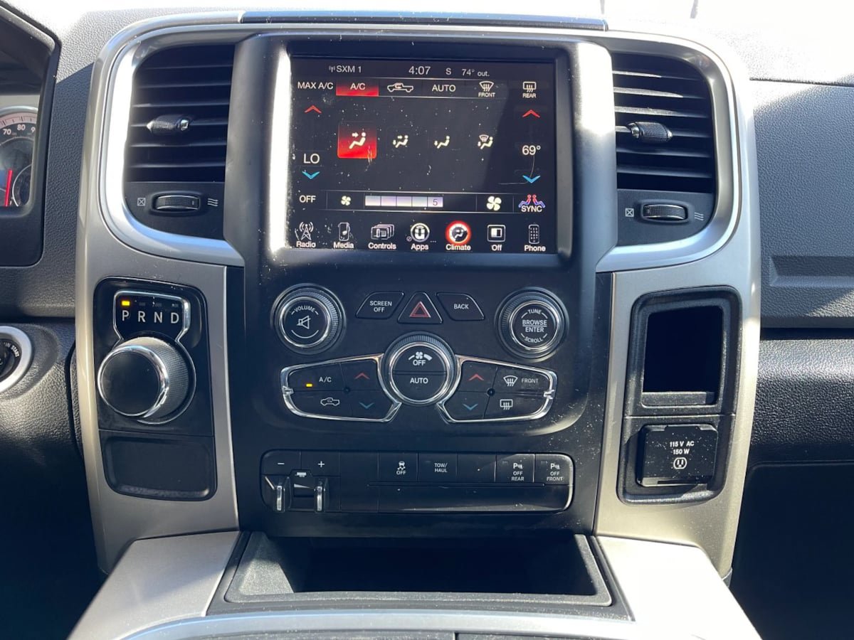 Used 2017 RAM 1500 Big Horn RWD image 14