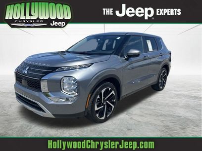 Used 2024 Mitsubishi Outlander SE