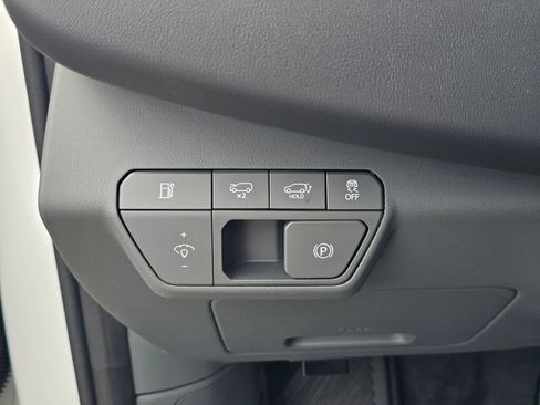 New 2026 Kia EV9 Land image 36