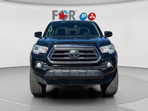 Used 2021 Toyota Tacoma SR5 w/ Technology Package image 8