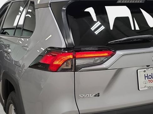 Certified 2023 Toyota RAV4 XLE AWD/4WD image 30