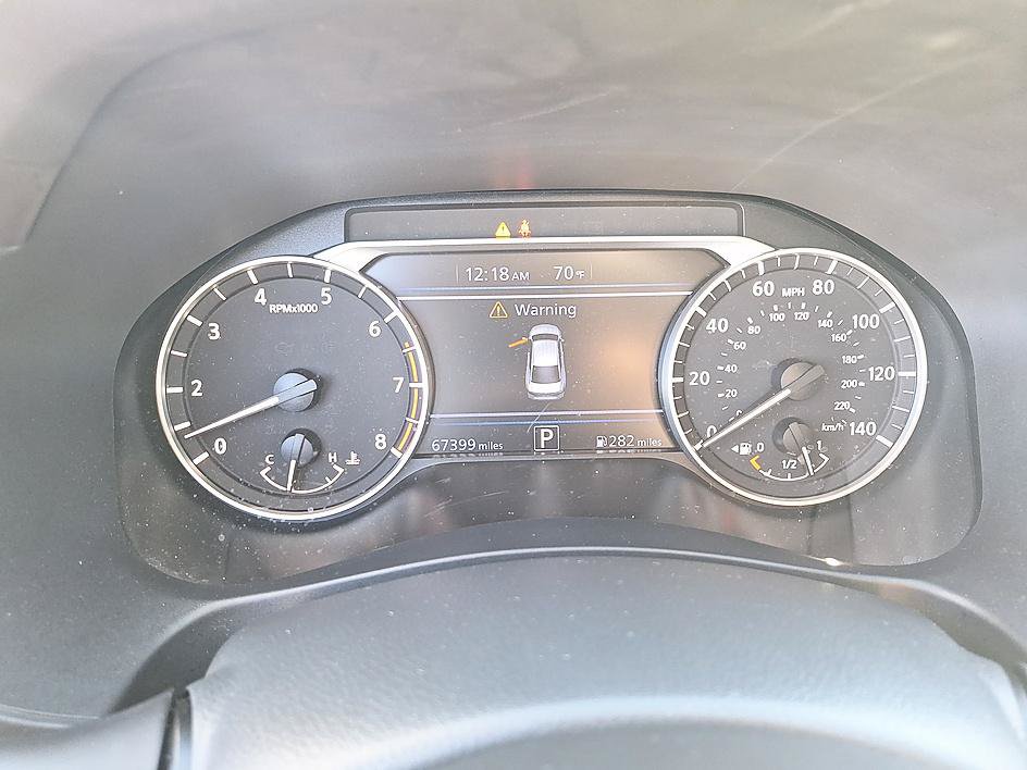 Used 2022 Nissan Altima 2.5 SV w/ SV Premium Package FWD image 14