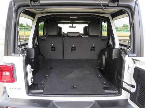 New 2023 Jeep Wrangler Rubicon w/ Steel Bumper Group image 34