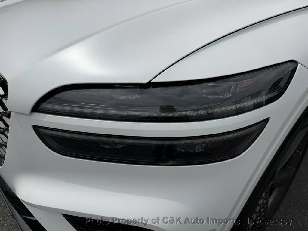 Used 2023 Genesis GV70 2.5T w/ Sport Prestige Package AWD/4WD image 10