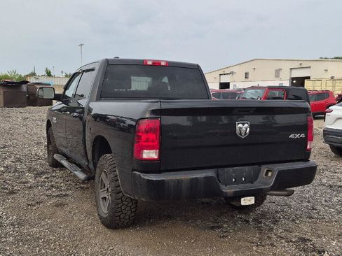 Used 2017 RAM 1500 Express AWD/4WD image 5