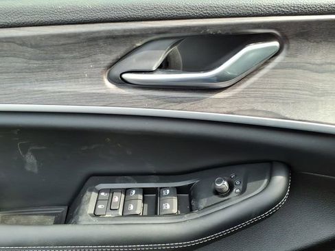 New 2026 Jeep Grand Cherokee Altitude AWD/4WD image 11