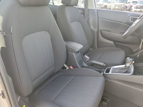 New 2026 Hyundai Venue SE image 17