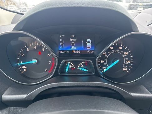 Used 2017 Ford Escape Titanium image 30