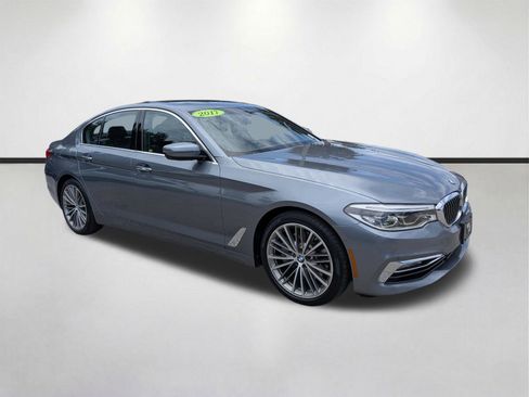 Used 2017 BMW 540i xDrive AWD/4WD image 1