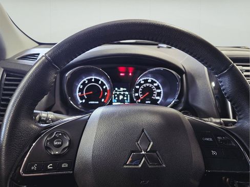 Used 2024 Mitsubishi Outlander Sport ES AWD/4WD image 26