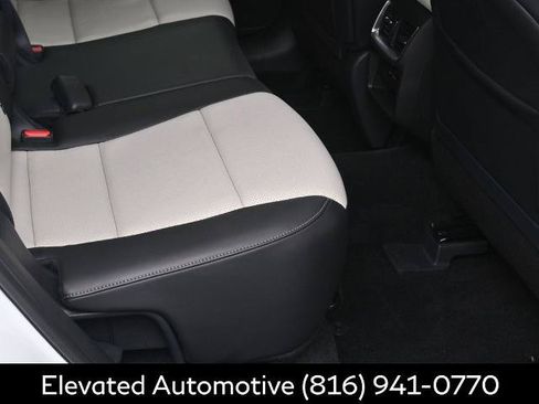 Certified 2025 INFINITI QX55 Luxe w/ Cargo Package AWD/4WD image 11
