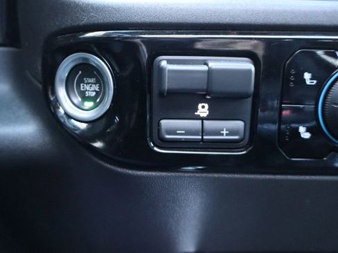 Used 2023 Chevrolet Silverado 1500 LT Trail Boss w/ LT Trail Boss Premium Package AWD/4WD image 33