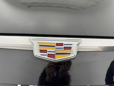 Used 2015 Cadillac Escalade Luxury RWD image 42