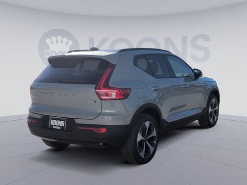 New 2026 Volvo XC40 B5 Plus w/ Protection Package Premier image 7