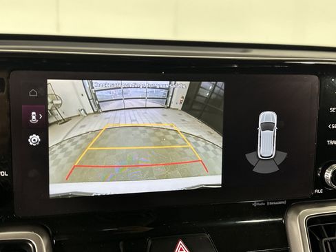Certified 2023 Kia Sorento S w/ Panoramic Sunroof Package image 21