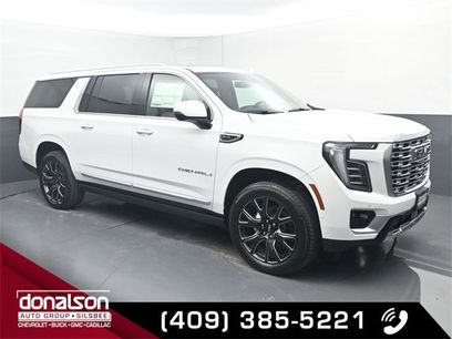 New 2026 GMC Yukon XL Denali w/ Sun & Power Step Package