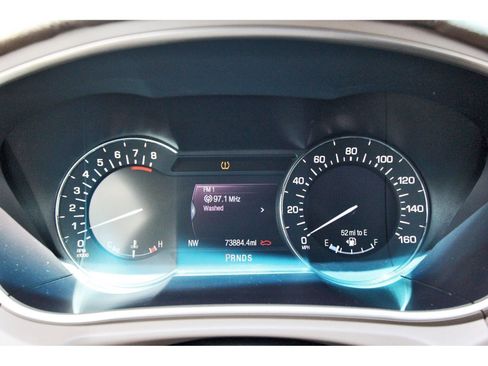 Used 2017 Lincoln MKX Reserve w/ Lincoln MKX Climate Package FWD image 16