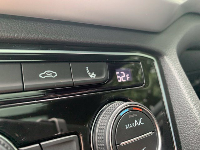 Used 2022 Volkswagen Atlas Cross Sport SE w/ Panoramic Sunroof Package AWD/4WD image 20