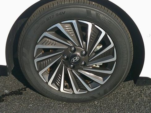 Certified 2024 Hyundai Sonata Limited image 25