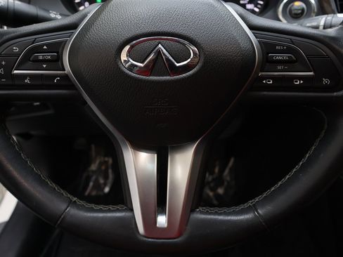 Used 2019 INFINITI Q50 Luxe w/ Essential Package (3.0T Luxe) image 19