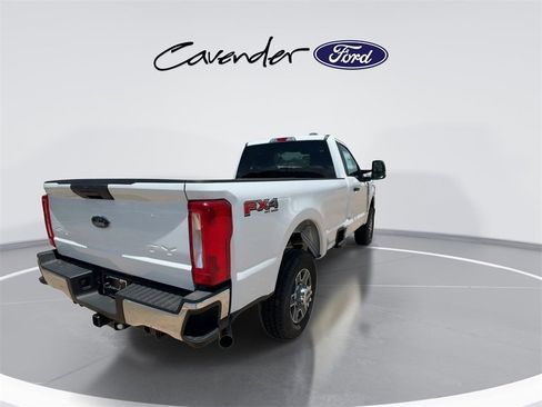 New 2025 Ford F350 XLT w/ FX4 Off-Road Package image 22