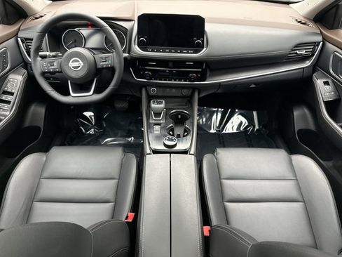 Used 2021 Nissan Rogue SL w/ Premium Package AWD/4WD image 14