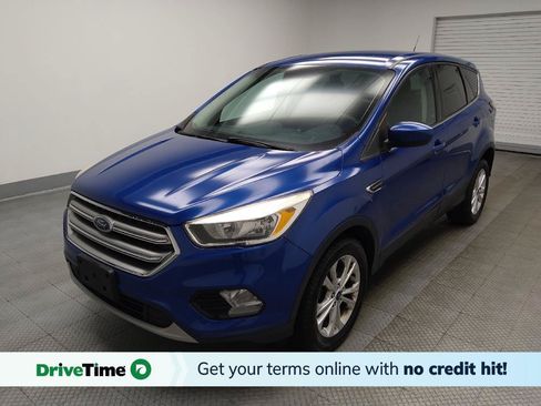 Used 2017 Ford Escape SE FWD image 1