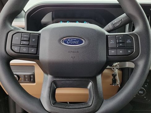 New 2026 Ford F350 XLT w/ FX4 Off-Road Package AWD/4WD image 24