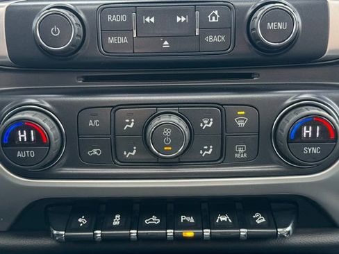 Used 2018 GMC Sierra 1500 SLT image 13