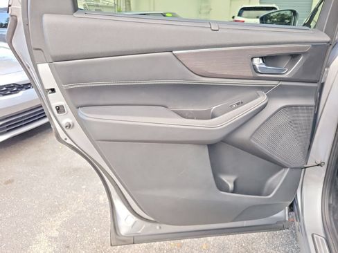 Used 2022 Acura MDX SH-AWD w/ Advance Package image 10