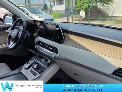 Used 2020 Hyundai Palisade SEL w/ Premium Package AWD/4WD image 18