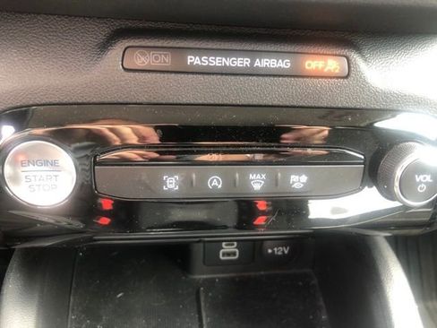 Used 2024 Ford Escape Active w/ Tech Pack #1 AWD/4WD image 13