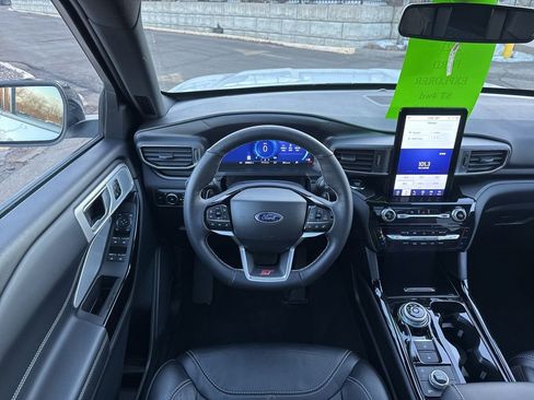 Used 2023 Ford Explorer ST w/ Equipment Group 401A image 10