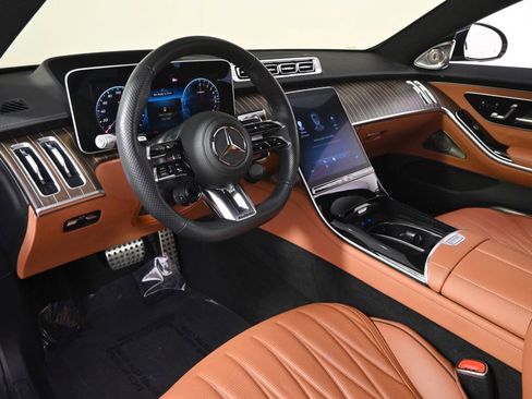 Used 2024 Mercedes-Benz S 63 AMG S image 11