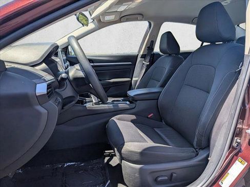 Used 2023 Nissan Altima 2.5 SV FWD image 15