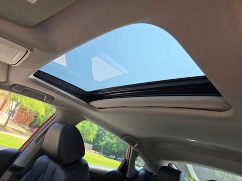 New 2025 Acura Integra Base image 26