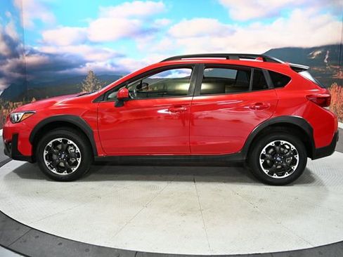 Used 2023 Subaru Crosstrek 2.0i Premium image 5