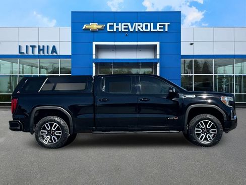 Used 2020 GMC Sierra 1500 AT4 w/ AT4 Premium Package AWD/4WD image 8