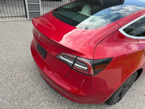 Used 2020 Tesla Model 3 Standard Range Plus RWD image 9