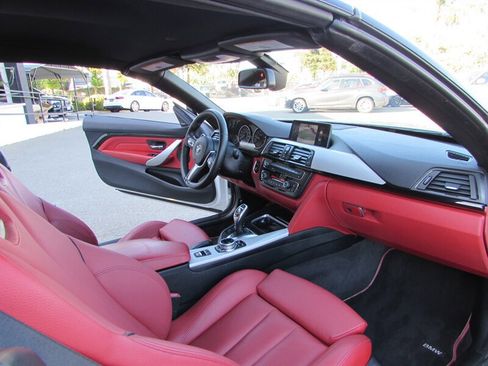 Used 2014 BMW 435i Convertible image 32