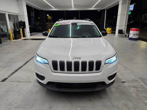 Certified 2022 Jeep Cherokee Latitude Lux FWD image 8