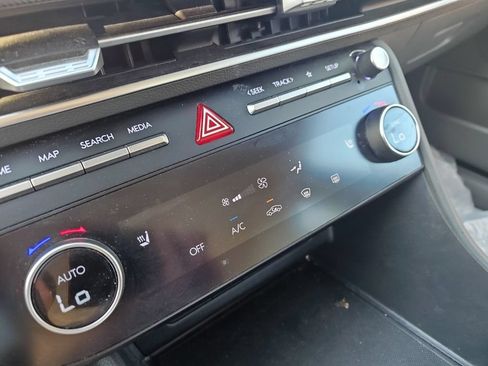 Used 2025 Hyundai Sonata SEL FWD image 9