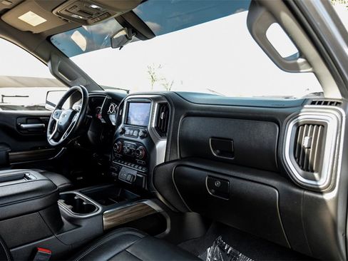 Used 2019 Chevrolet Silverado 1500 LT Trail Boss image 9