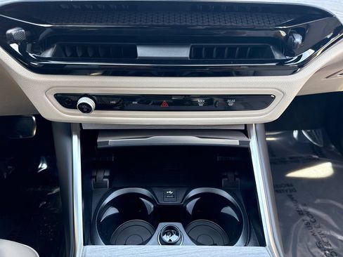 New 2026 BMW 330i xDrive Sedan w/ M Sport Package AWD/4WD image 27